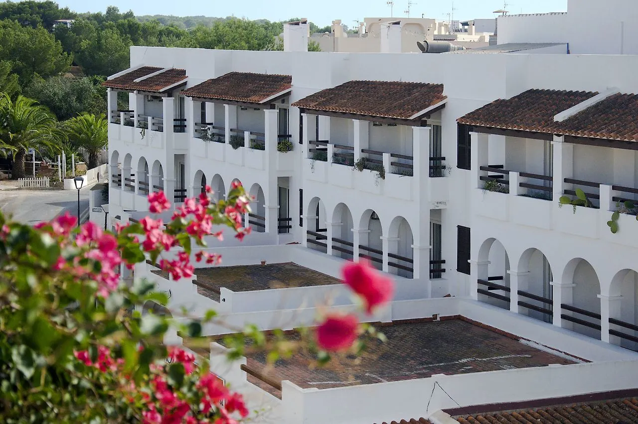 Apartamentos Pou Des Pujols contacts